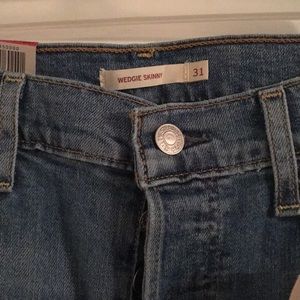 Levi’s wedgie skinny jean pant NWT